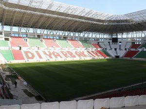 Finalde Stadın 4’te 3’ü F.bahçe Taraftarına