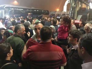 Derbi Maça Gider Gibi Askere Gidiyorlar