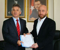 Güngör Saral Of'a resmen aday