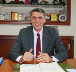 Kadem Ekşi Ak Parti'den Aday Adayı