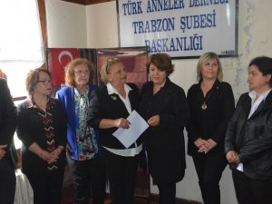 Trabzon’da Asker Ve Polislerin Anneleri Ve Eşleri Yılın Annesi Oldu