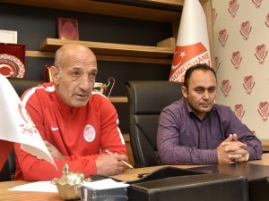 Ziya Doğan: "Heyecandan Uyuyamayan İnsanlar İçin Şampiyon Yapmamız Lazım"