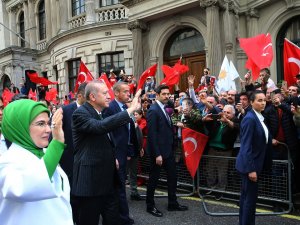 Cumhurbaşkanı Erdoğan’a Londra’da Sevgi Seli