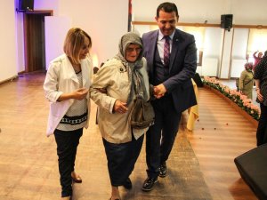 Okuma Yazma Öğrenen 3 Kişi Umre İle Ödüllendirildi