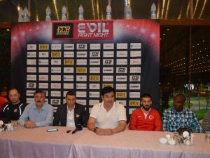 Trabzon’da Dev Boks İçin Geri Sayım Başladı