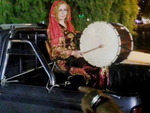 Ramazan Davuluna Hanımeli Değdi