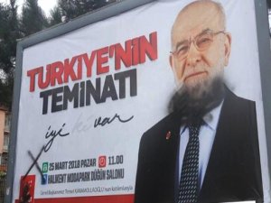 Karamollaoğlu'nun Afişlerinin Üstünü Boyayan Kişi Yakalandı