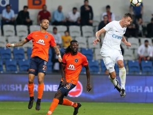Başakşehir’de Goller Yağmur Gibi