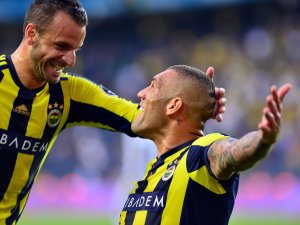 Fenerbahçe Ligi İkinci Bitirdi