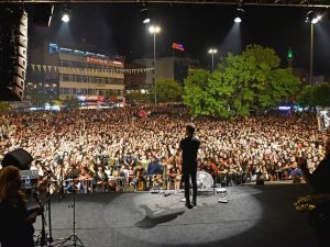 İlyas Yalçıntaş, Giresun’u Coşturdu