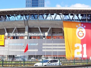 Galatasaray, 21’i Stada Astı!