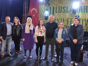 Yemek Yarışmasında Dereceye Girenlere Ödülleri Verildi.