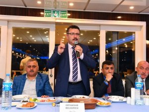Genç, Muhtarlarla İftarda Bir Araya Geldi