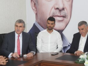 Taze Siyasetçi Kenan Sofuoğlu’ndan Açıklama