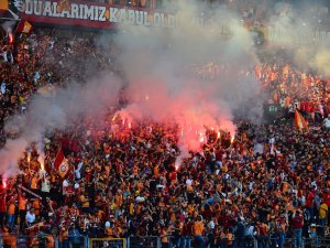Galatasaray Tribünde De Şampiyon