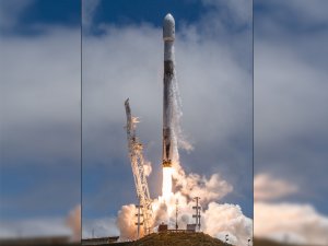 Spacex Falcon 9 Roketiyle 7 Uydu Fırlattı