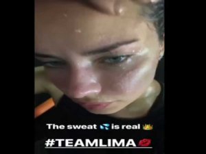 Adriana Lima’dan Boks Şov