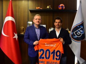 Emre Belözoğlu 1 Yıl Daha Başakşehir’de