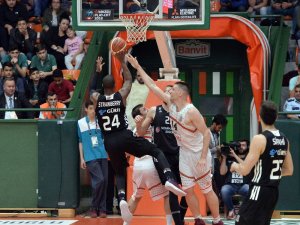 Banvit Yarı Finalde