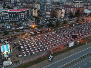 Trabzon’da 12 Bin Kişilik İftar