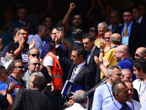 Yıldırım Ve Koç Salona Geldi