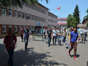 Trabzon’da Lgs Sınavına 8 Bin 641 Öğrenci Katıldı