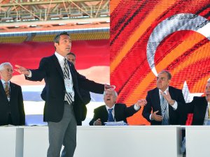 Ali Koç’un Konuşması Sırasında Gerginlik Yaşandı
