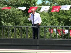 "Apoletlerini Sökeceğim, Gider Yanına Emir Eri Olursun"
