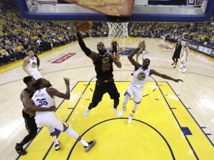Cedi’li Cleveland Seride 2-0 Geri Düştü