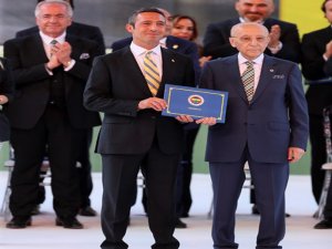 Ali Koç Mazbatasını Aldı