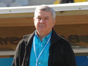 Teknik Direktör Ümit Kayıhan Hayatını Kaybetti