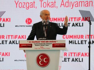 Bahçeli: "Apoletleri Sökecek Henüz Anasından Doğmamıştır"
