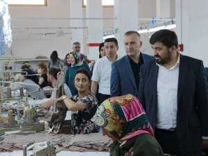 Şenlikoğlu, İstihdama Katkı Sağlayan Firma Ve İşçileri Ziyaret Etti