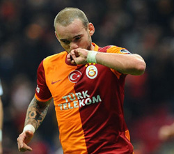 Galatasaray Karabük'ü Sneijder'le Devirdi: 2-1