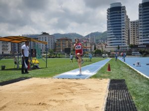 Trabzon’da Küçükler Atletizm Festivali Bölge Şampiyonası Yapıldı