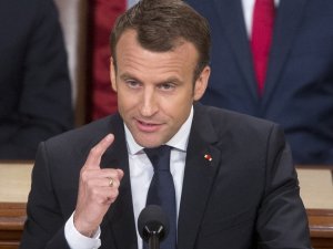 Macron’dan İtalya’ya Suçlama