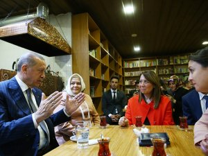 Cumhurbaşkanı Erdoğan Vatandaşlarla Sohbet Etti