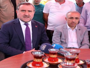 Bakan Bak'tan Mesut Özil ve İlkay Gündoğan'a Destek