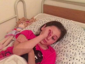 Kardeşi Silahla Oynarken Felç Bıraktı
