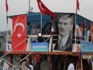Başbakan Yıldırım Gençlerle Tekne Turuna Çıktı