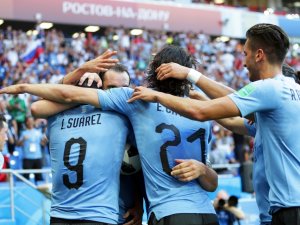 Uruguay Üst Tura Çıkmayı Garantiledi