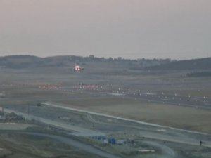 Cumhurbaşkanı Erdoğan’ın Uçağı 3. Havalimanına İndi