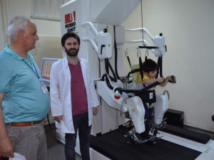 Robot Tedavisi Felçli Hastaların Umudu Oldu