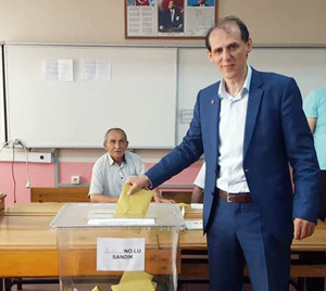 Saadet Partisi Rize Milletvekili Adayı Av. Kaçar, Oyunu Kullandı