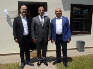Kendilerine Oy Veremediler