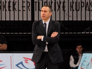 David Blatt İle Yollar Ayrıldı