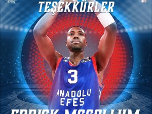 Errick Mccollum İle Yolları Ayrıldı