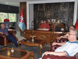 Trabzonspor Yönetim Kurulu’ndan Hekimoğlu Trabzon’a Ziyaret