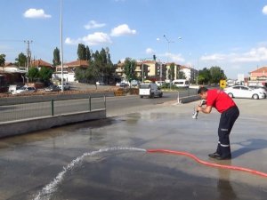 İtfaiye Erinin Hortumla Dansı İzlenme Rekoru Kırdı