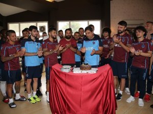 Trabzonspor’da Ünal Karaman’a Doğum Günü Kutlaması